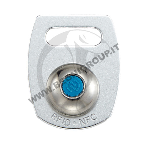 SupraWeb Microchip digitale RFID con tag in acciaio pensato per brache tessili e imbracature di sicurezza.
