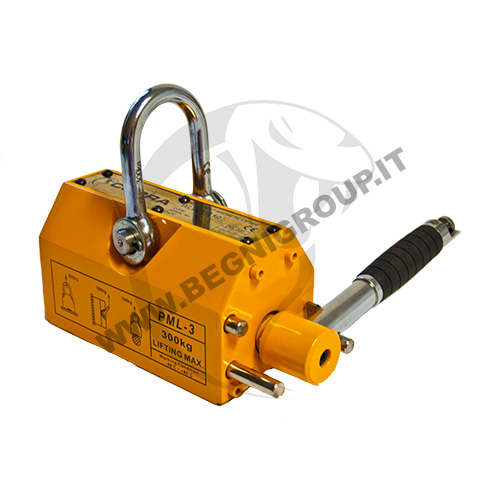 Sollevatori magnetici permanenti idonei a sollevare e movimentare lastre, tubi, raccordi, travi e barre in materiale ferro-magnetico